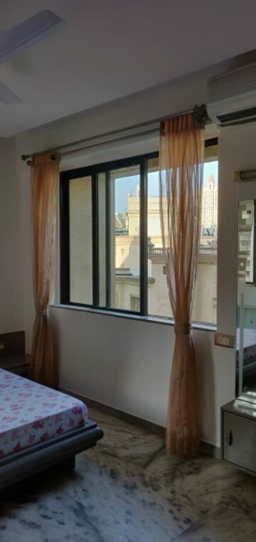 Room in 2 BHK Apartment at Hiranandani Gardens Birchwood, Powai – for Rent