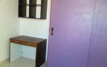 Room in 2 BHK Apartment at Prestige Finsbury Park Hyde, Bagaluru – for Rent