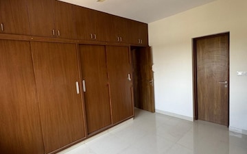 Room in 2 BHK Apartment at Prestige Finsbury Park Hyde, Bagaluru – for Rent