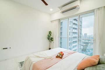 Bedroom in 1 BHK Apartment at Sheth Irene, Malad West – for Sale