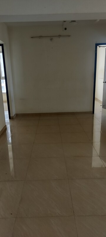 Bathroom in 3 BHK Apartment at Amanora Future Towers, Hadapsar – for Rent