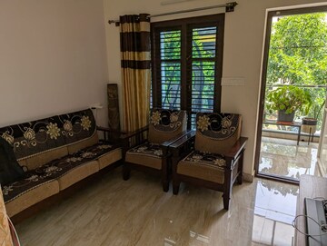 Living Room in 3 BHK Builder Floor at Basaveshwara Nagar – for Rent