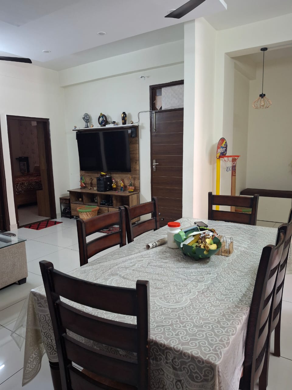 3 BHK Builder Floor For Rent in Lake View Complex
