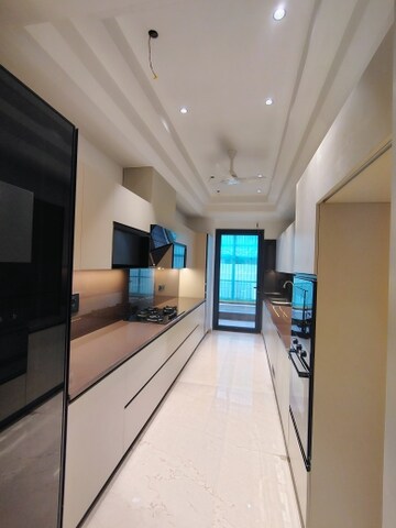 Building Lobby in 4 BHK Builder Floor at Sector 57 – for Rent