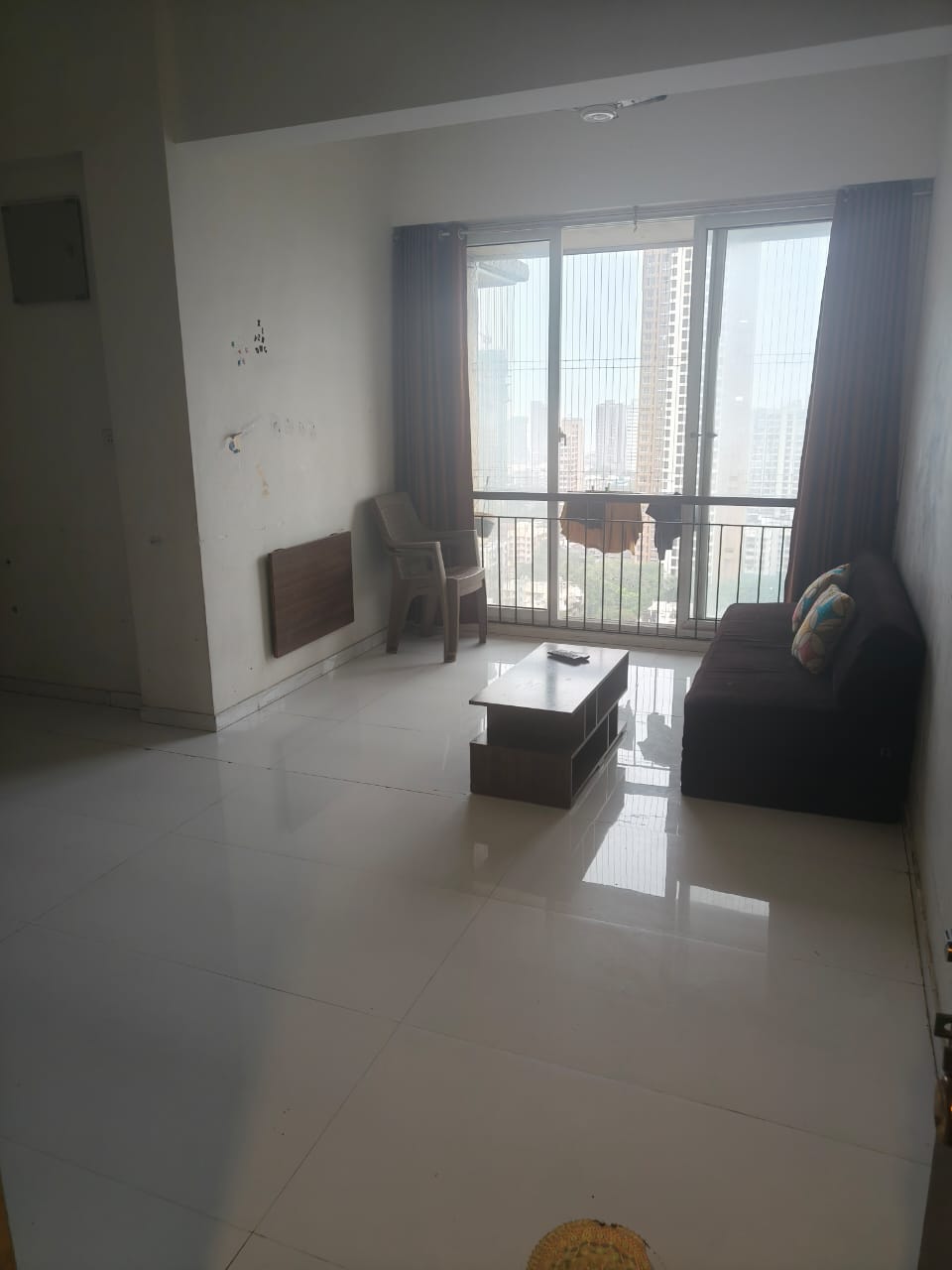 2 BHK Apartment For Rent in Ruparel Iris
