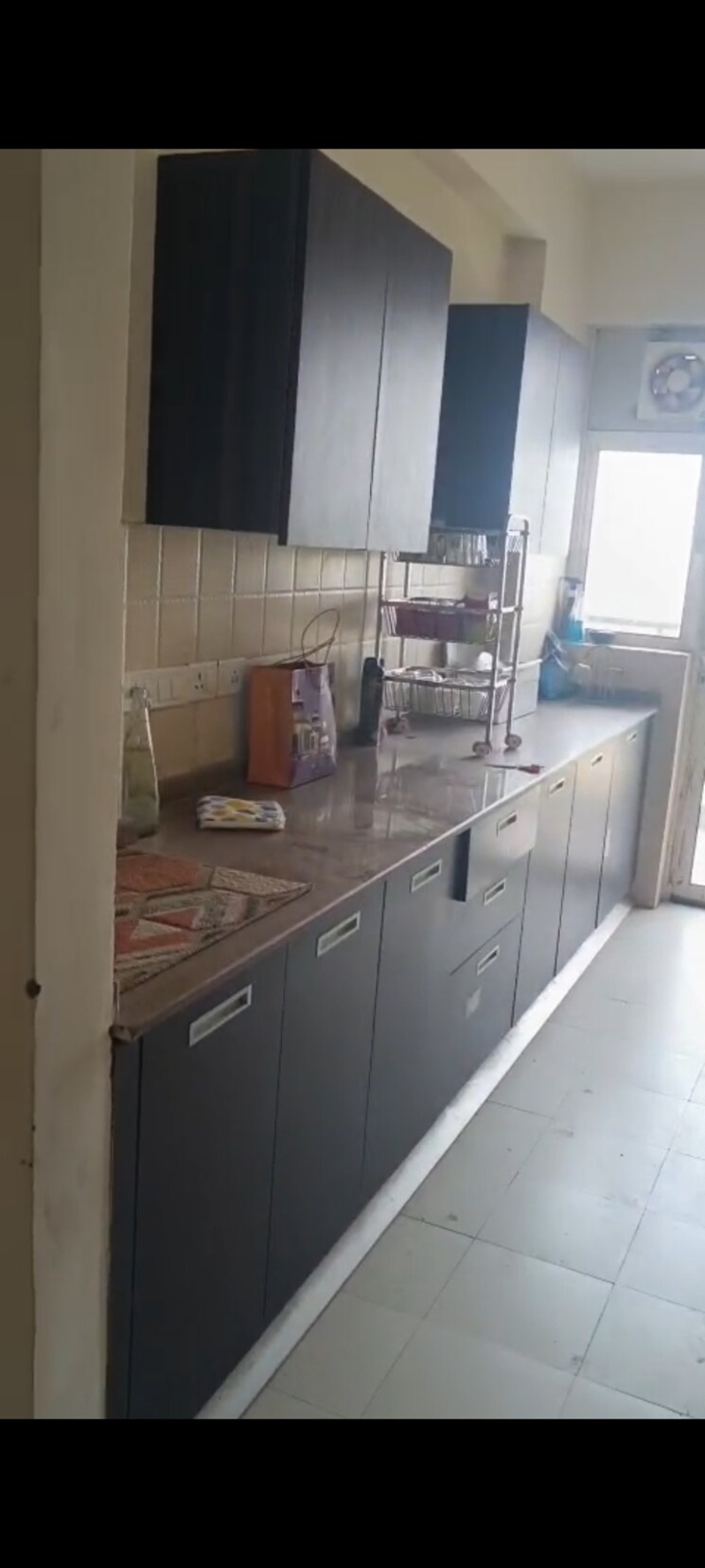 Kitchen, satya-the-hermitage 3.5 Bedroom 1991 Sq.Ft. Apartment In Sector 103 Gurgaon 8821620