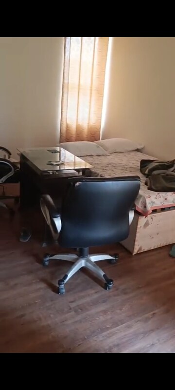 Master Bedroom in 3.5 BHK Apartment at Satya The Hermitage, Sector 103 – for Sale