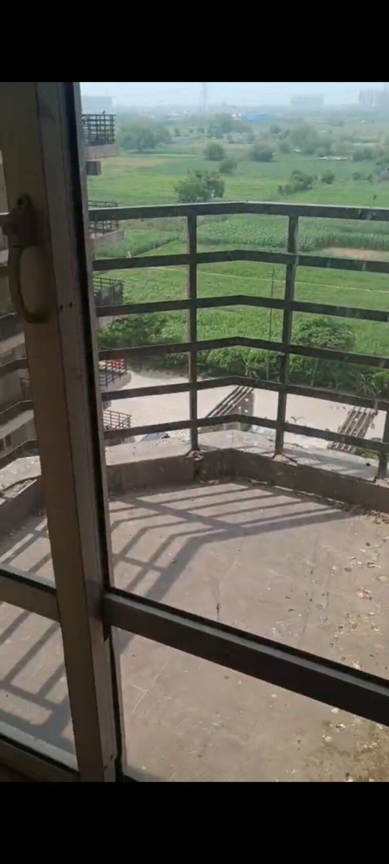 Balcony, satya-the-hermitage 3.5 Bedroom 1991 Sq.Ft. Apartment In Sector 103 Gurgaon 8821620