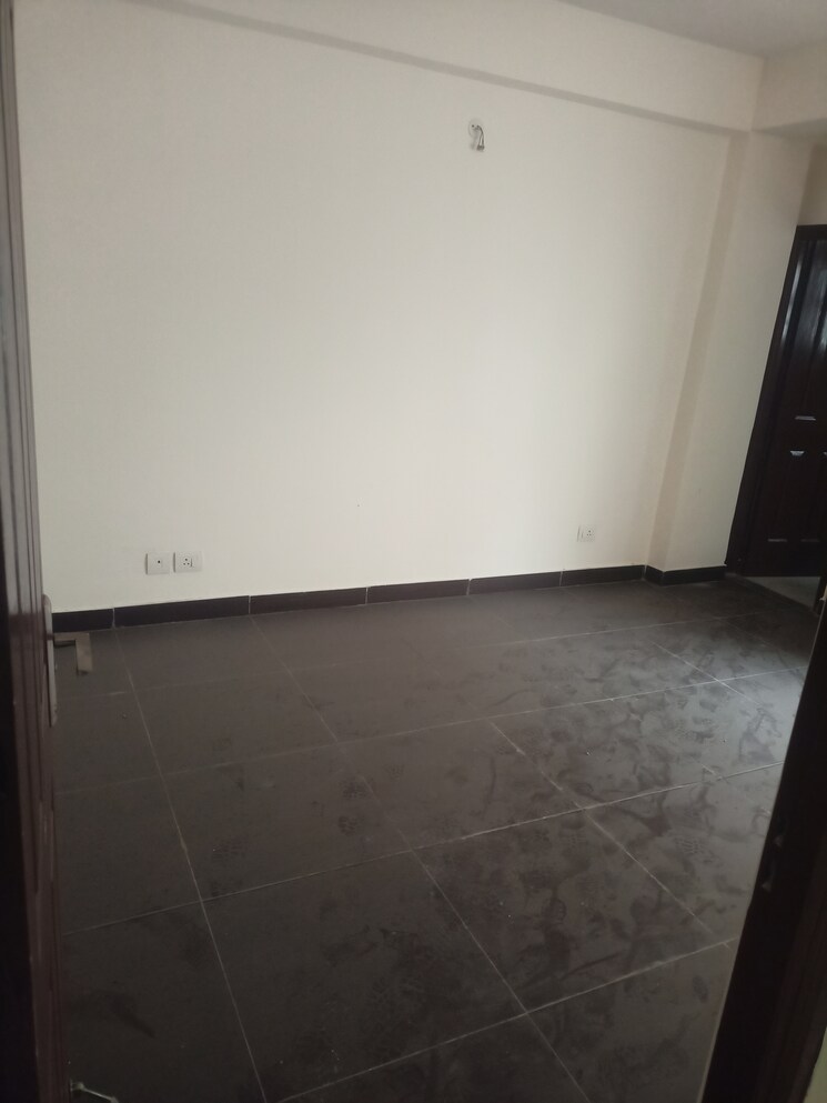 Bedroom, wave-aranyam-valley 2.5 Bedroom 194 Sq.Yd. Apartment In Sector 2 Wave City Ghaziabad 8821681