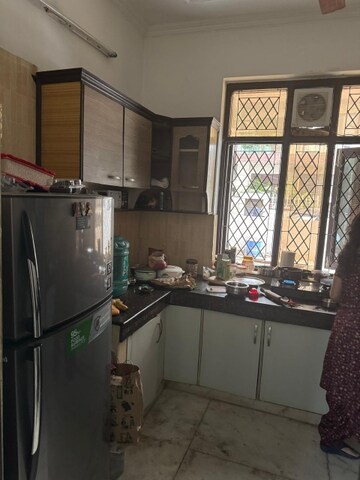 Kitchen in 2 BHK Builder Floor at Sector 43 – for Rent