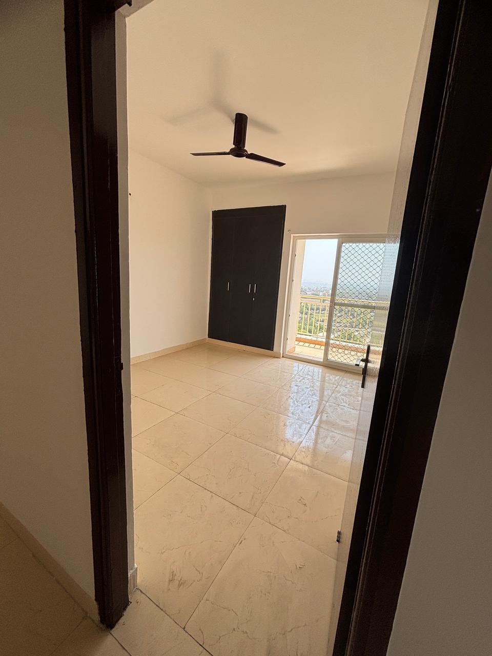 3 BHK Apartment For Sale in Eros Sampoornam