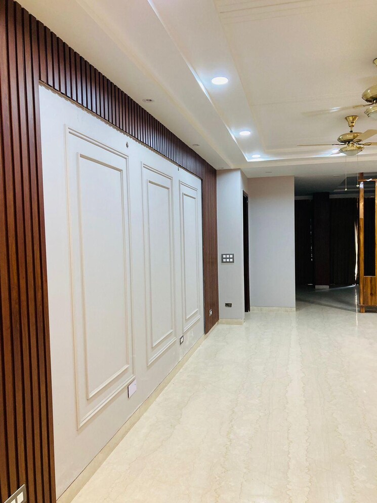 undefined, dlf-city-phase-iv 3 Bedroom 2200 Sq.Ft. Builder Floor In Dlf Phase iv Gurgaon 8821728