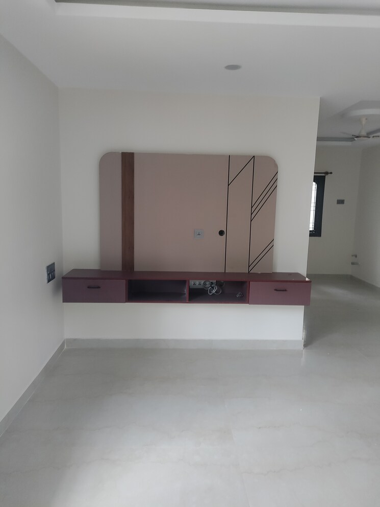 Room, basaveshwara nagar 3 Bedroom 1880 Sq.Ft. Builder Floor In Basaveshwara Nagar Bangalore 8821752