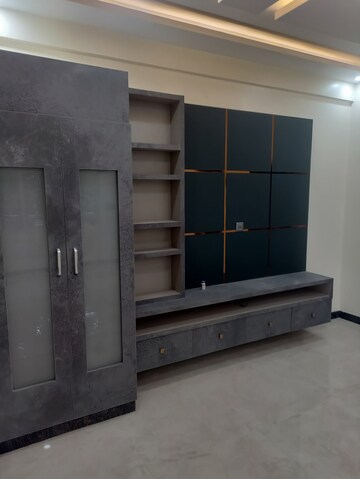 Room in 3 BHK Builder Floor at Basaveshwara Nagar – for Rent