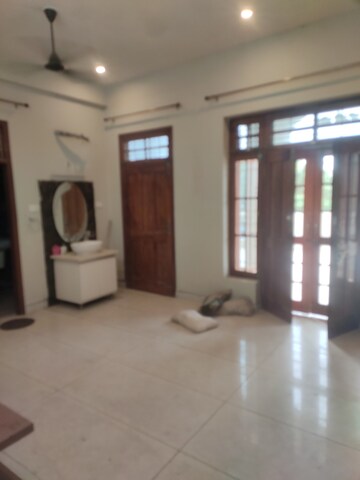 Living Room in 2.5 BHK Builder Floor at Jankipuram – for Rent