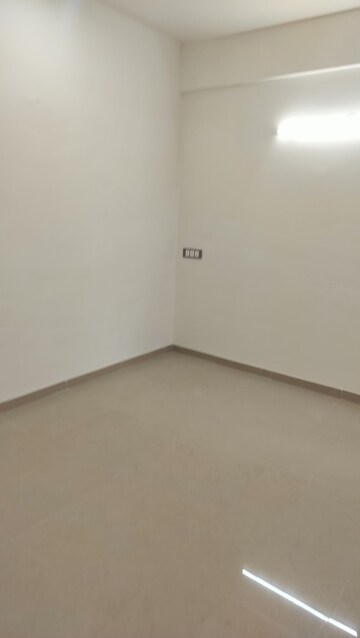 Room in 3 BHK Apartment at ROF Aalayas Phase 2, Sector 102 – for Rent