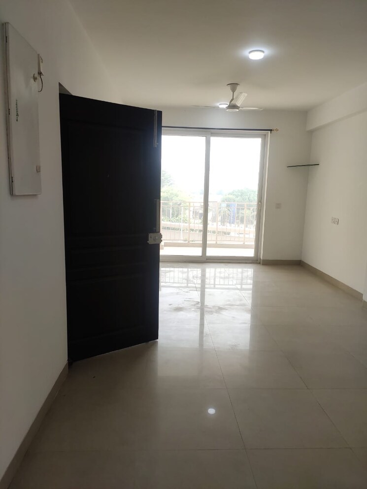 Room, shapoorji-pallonji-joyville-phase-2 2 Bedroom 734 Sq.Ft. Apartment In Sector 102 Gurgaon 8821827