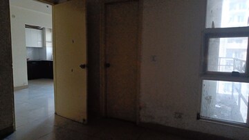 Room in 2 BHK Apartment at Mahagun Mywoods, Sector 16c Greater Noida – for Rent