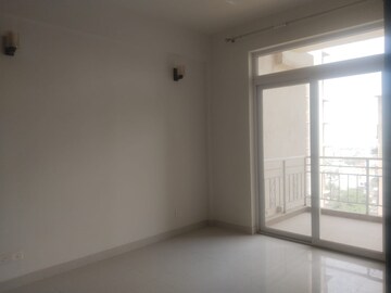 Room in 4 BHK Apartment at Indiabulls Enigma, Sector 110 – for Sale