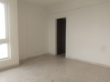 Room in 4 BHK Apartment at Indiabulls Enigma, Sector 110 – for Sale