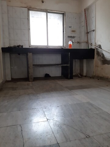 Room in 2 BHK Apartment at Chawla Plaza, Cbd Belapur Sector 11 – for Sale