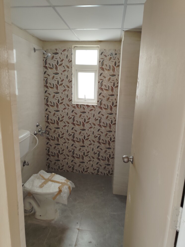 Bathroom, advitya-homes 2 Bedroom 615 Sq.Ft. Apartment In Sector 143 Faridabad 8821859