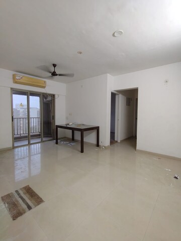 2 BHK Apartment For Rent in Lodha Casa Rio, Dombivli East