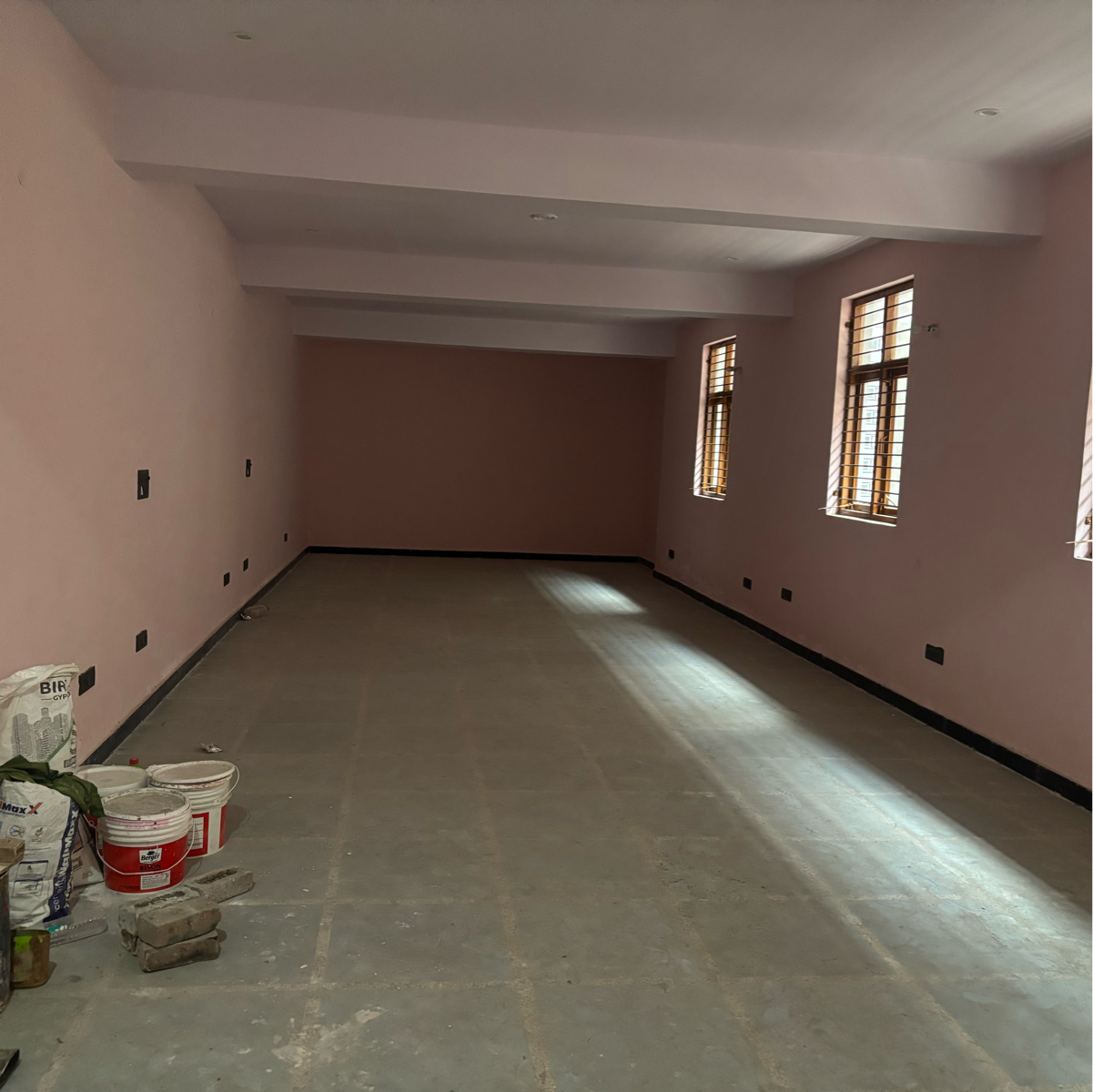 Warehouse For Rent in Sector 7