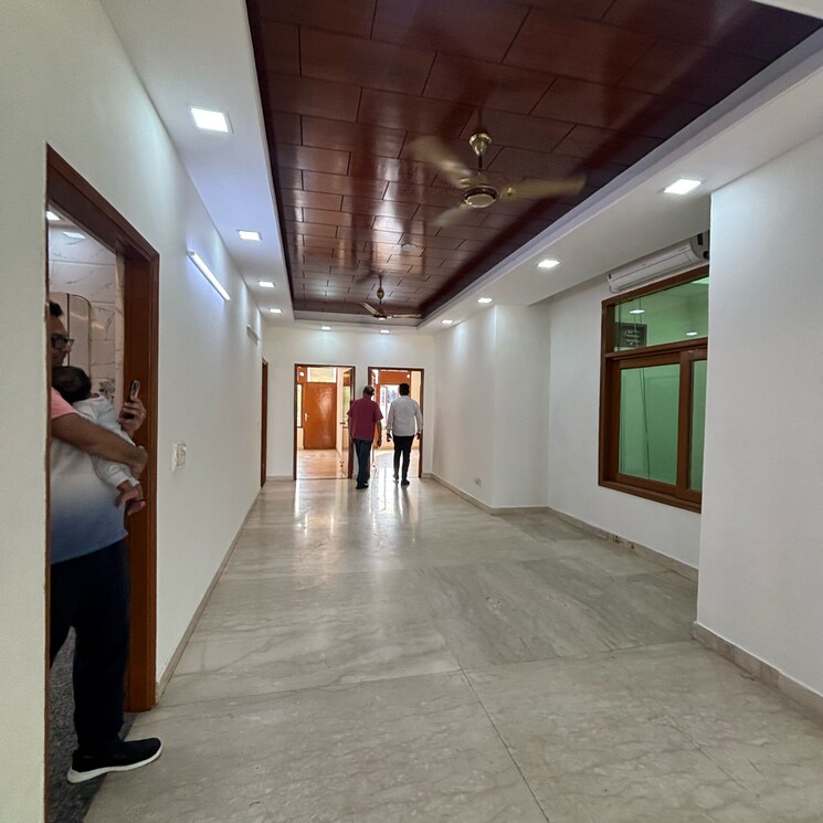 undefined, south extension ii 4 Bedroom 4500 Sq.Ft. Builder Floor In South Extension ii Delhi 8821998