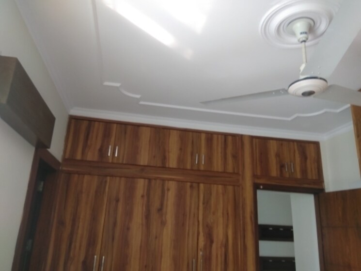 undefined, sector 10 dwarka 3.5 Bedroom 1850 Sq.Ft. Apartment In Sector 10 Dwarka Delhi 8822038