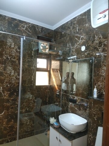 Attached Bathroom in 3.5 BHK Apartment at Sector 10 Dwarka – for Rent