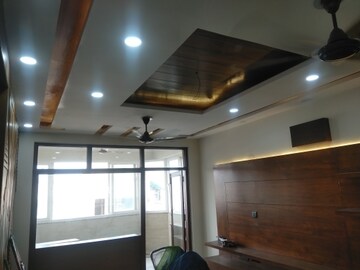 Furnished Amenities in 3.5 BHK Apartment at Sector 10 Dwarka – for Rent