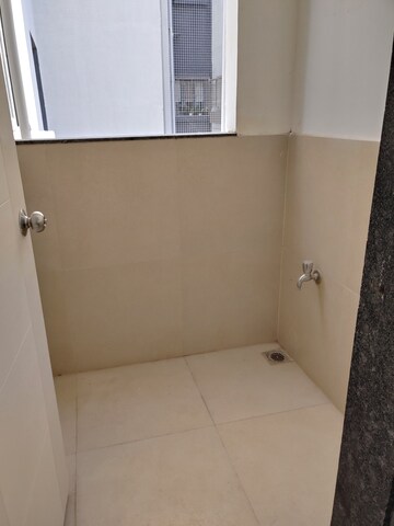 Room in 3 BHK Apartment at Rohan Ishan, Bavdhan – for Rent