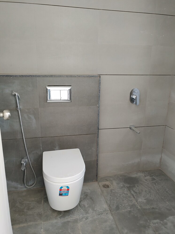 Bathroom, rohan-ishan 3 Bedroom 1377 Sq.Ft. Apartment In Bavdhan Pune 8822149