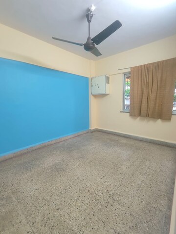 Room in 2 BHK Apartment at Hill Garden, Manpada – for Rent