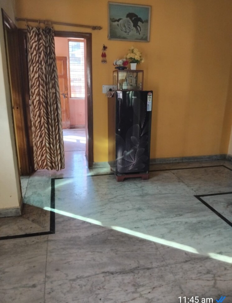 Room, shimla bypass road 3 Bedroom 2025 Sq.Ft. Independent House In Shimla Bypass Road Dehradun 8822282