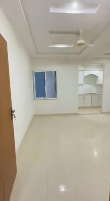 Room in 2 BHK Apartment at Ganga CHS Mulund, Mulund West – for Sale