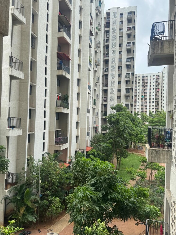 Exterior View, lodha-palava-downtown-dombivli-east 2 Bedroom 734 Sq.Ft. Apartment In Dombivli East Thane 8822286