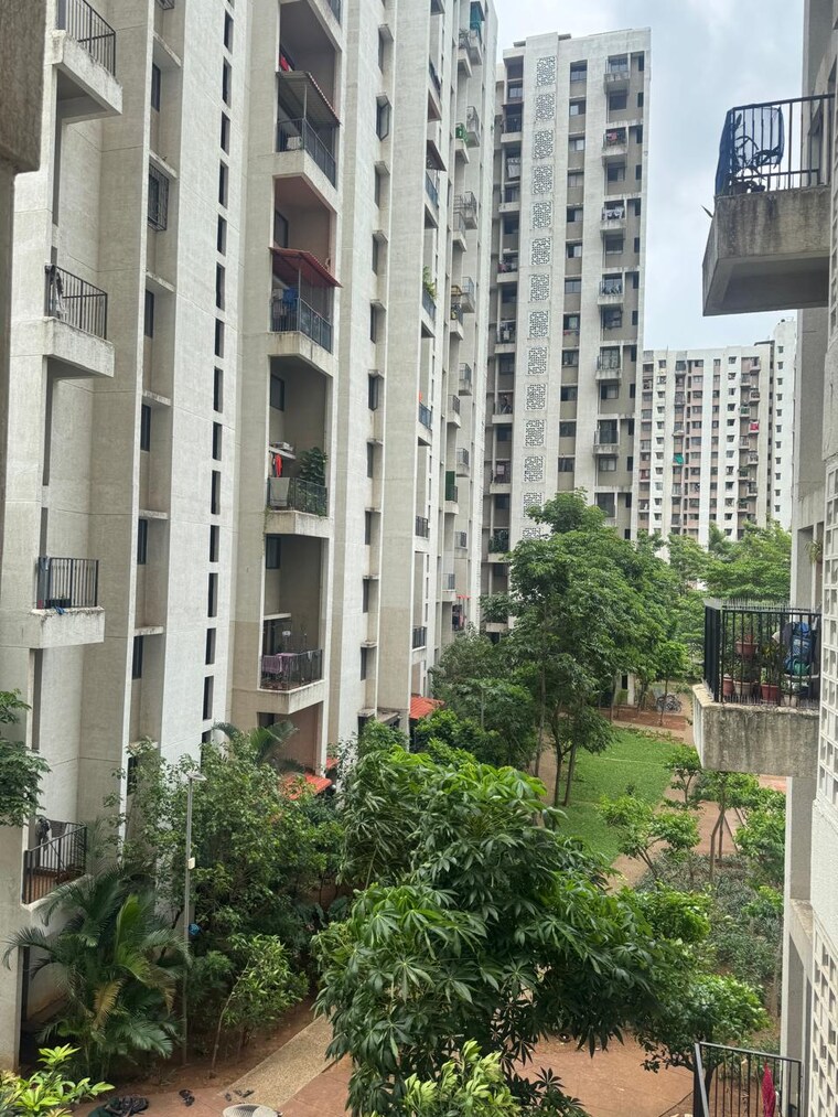 Exterior View, lodha-palava-downtown-dombivli-east 2 Bedroom 734 Sq.Ft. Apartment In Dombivli East Thane 8822286