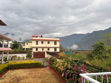 3 BHK Villa – Exterior View View at Pacific Golf Estate, Kulhan - for Rent