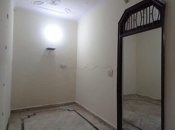 Room in 2 BHK Independent House at Shivaji Nagar – for Rent