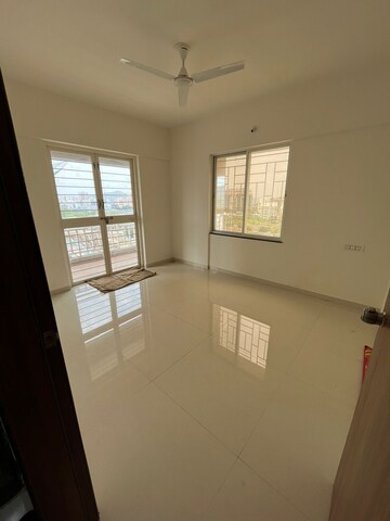 Room in 2 BHK Apartment at Shree Palaash Oak, Baner – for Rent