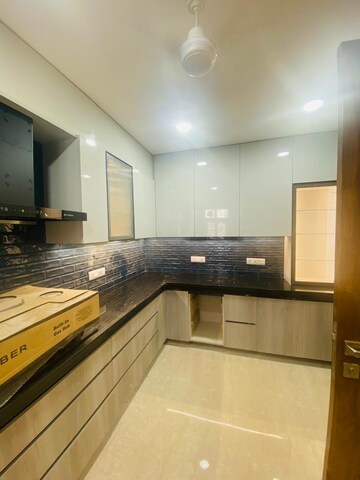 Kitchen in 3.5 BHK Apartment at Boutique Residential Apartments C-253, Defence Colony – for Rent