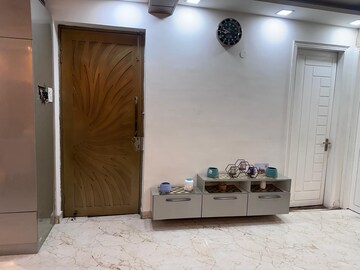 Room in 3 BHK Builder Floor at Green Fields Colony – for Sale
