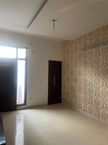 Master Bedroom in 3 BHK Independent House at Mamta Homes, Lohgarh – for Rent