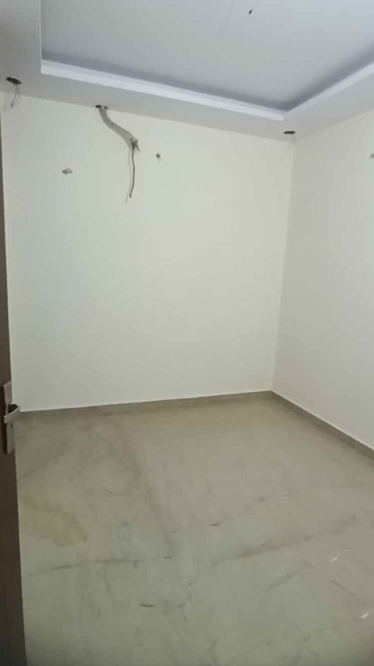 Room, ashok nagar 2.5 Bedroom 900 Sq.Ft. Builder Floor In Ashok Nagar Delhi 8822349