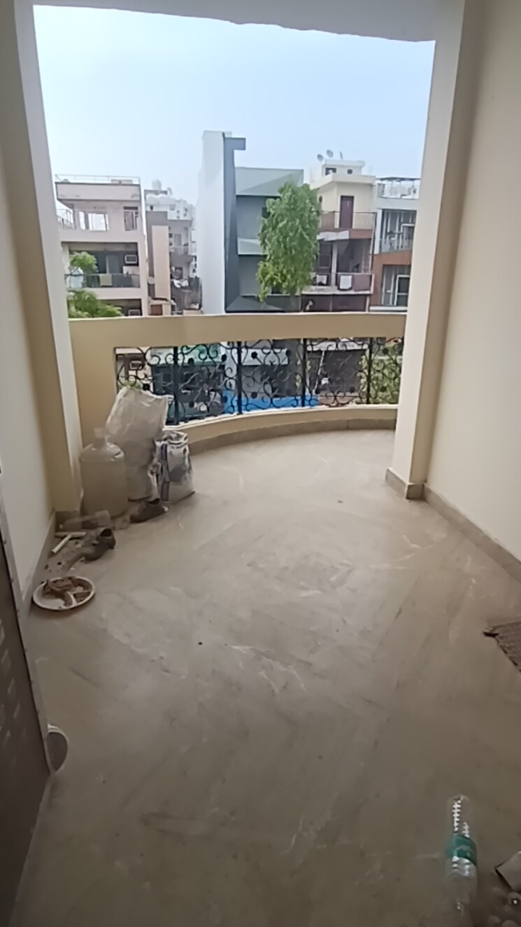 Room, ashok nagar 2.5 Bedroom 900 Sq.Ft. Builder Floor In Ashok Nagar Delhi 8822349