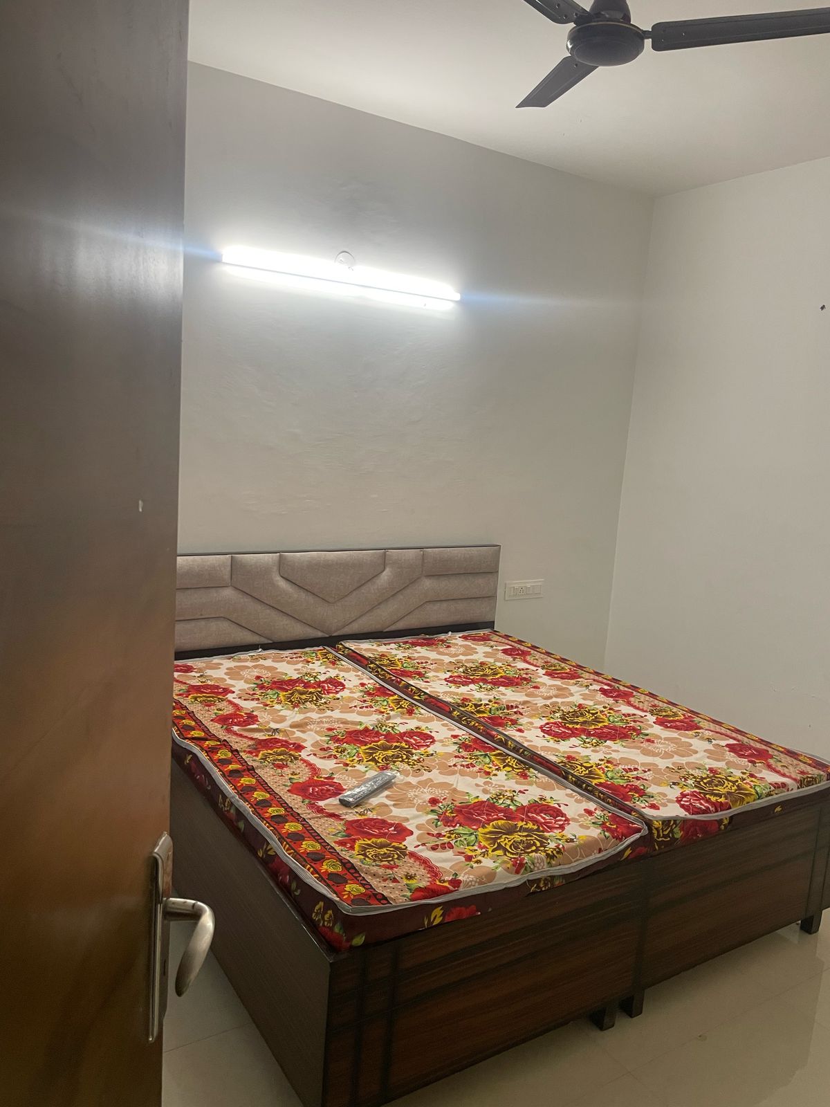 2 BHK + Extra Room Apartment For Rent in NK Sharma Savitry Greens 2