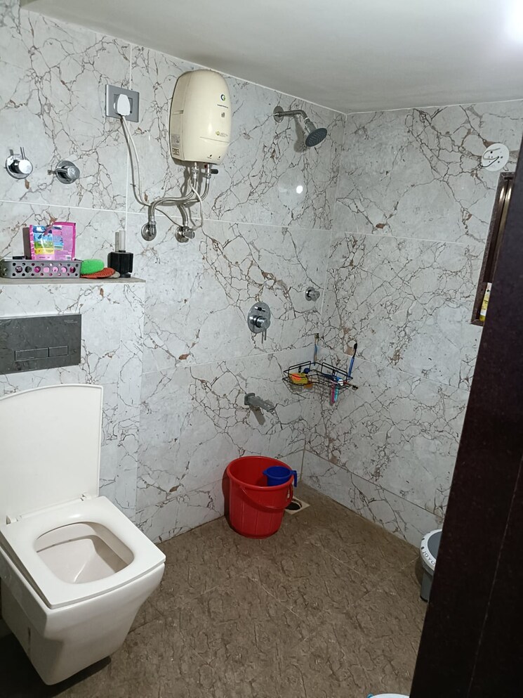 Bathroom, parshwa-girnar-tirth 3 Bedroom 1450 Sq.Ft. Apartment In Kalyan West Thane 8822363