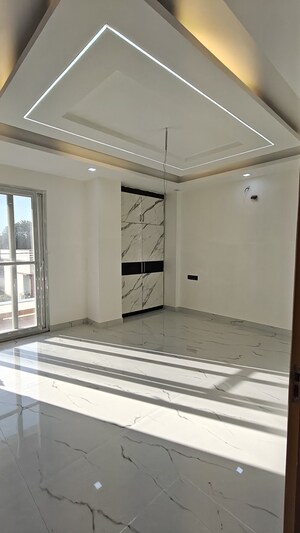 Bedroom in 3 BHK Builder Floor at Gms Road – for Sale